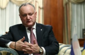 У Молдові Конституційний суд відсторонив Додона від посади: з'явилася реакція Додона