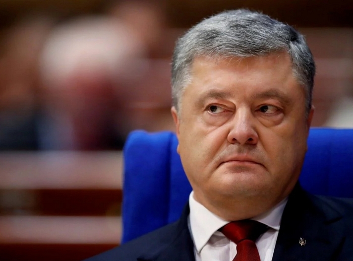 НАБУ відкрило справу проти Порошенка через можливу службову недбалість