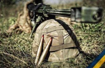 Війна в Україні: На Донбасі загинув боєць ЗСУ, ще троє поранені